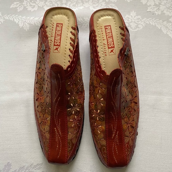 Pikolinos Romana Red/ Green Daisy Leather Spanish Design Mules. Size 7.5-8 - Picture 2 of 16